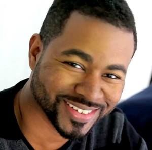 Meet your Posher, Travis